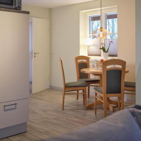 Bungalow Am Neustaedter See Neustadt-Glewe Zewnętrze zdjęcie